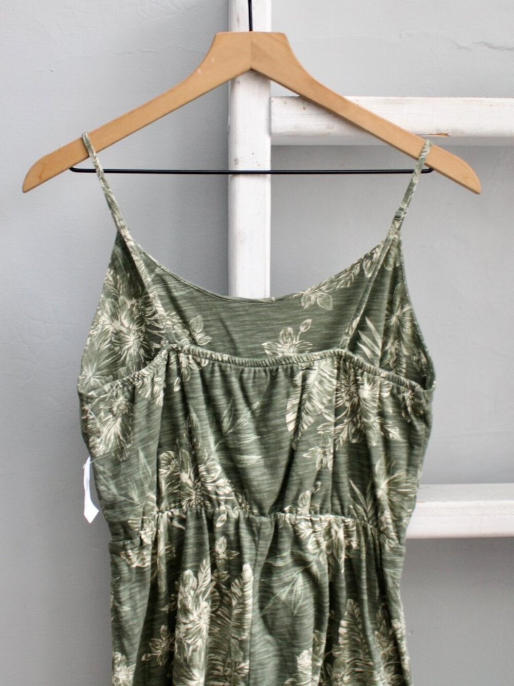 Old Navy Waist-Defined Printed Slub-Knit Dress Green Olive Tropical Small NWT - Picture 6 of 8